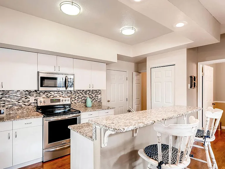 6506 Silver Mesa Dr #C — Photo 16