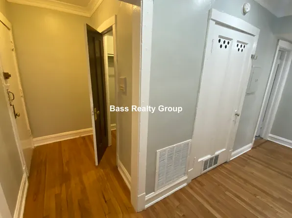 7010 N Paulina St APT 2, Chicago, IL 60626