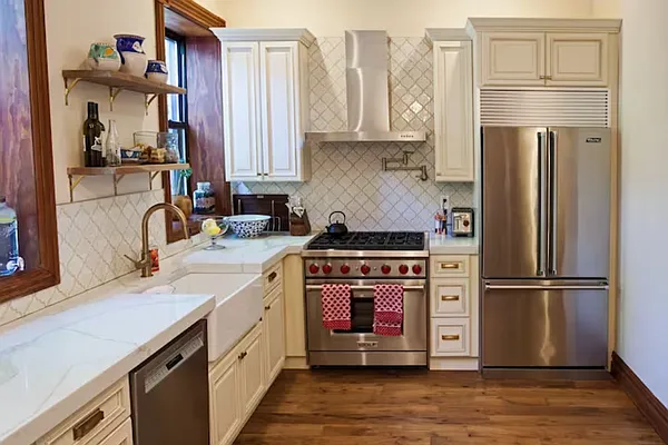 Rented by Sotheby's International Realty | media 20