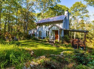 23 Cosmic Pl, Glenville, NC 28736