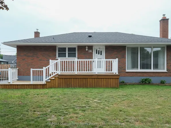 14 Gould St, Quinte West, ON K8V 1Y6