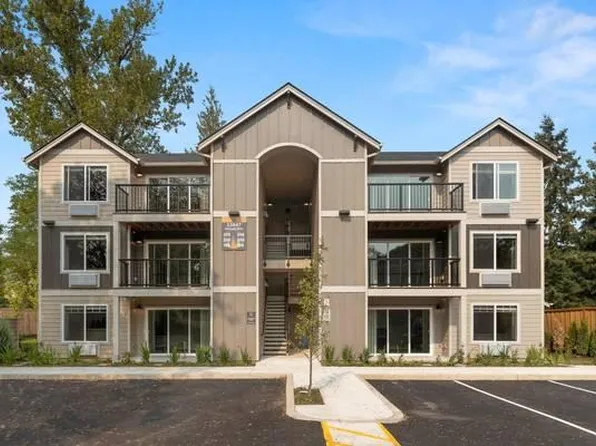 13851 Holcomb Blvd, Oregon City, OR