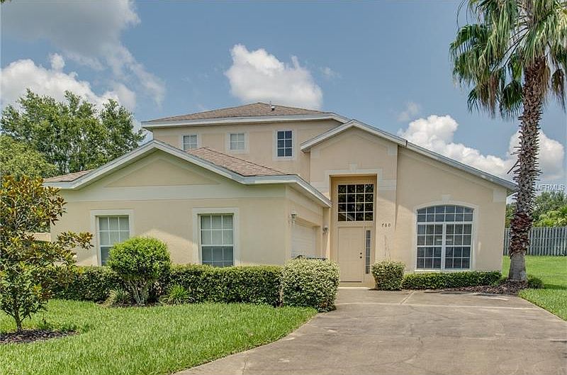 1st image of 760 Bloomingdale Dr