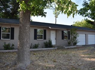 100 Burl St, Corinth, TX 76208