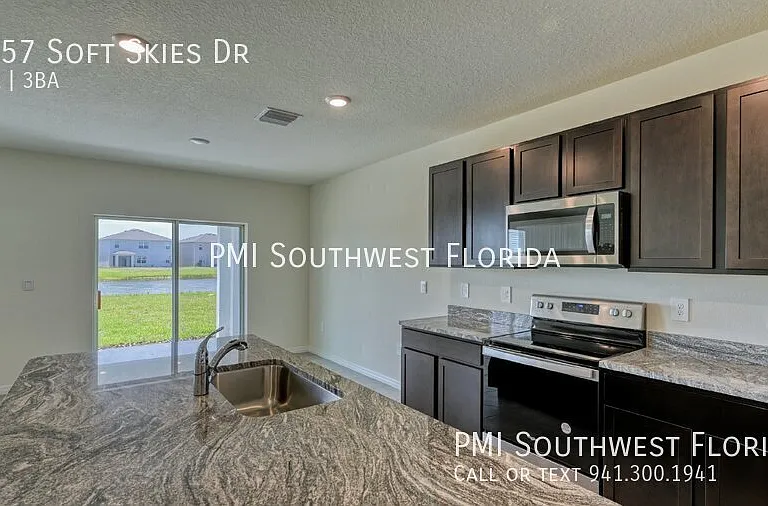 5657 Soft Skies Dr — Photo 10