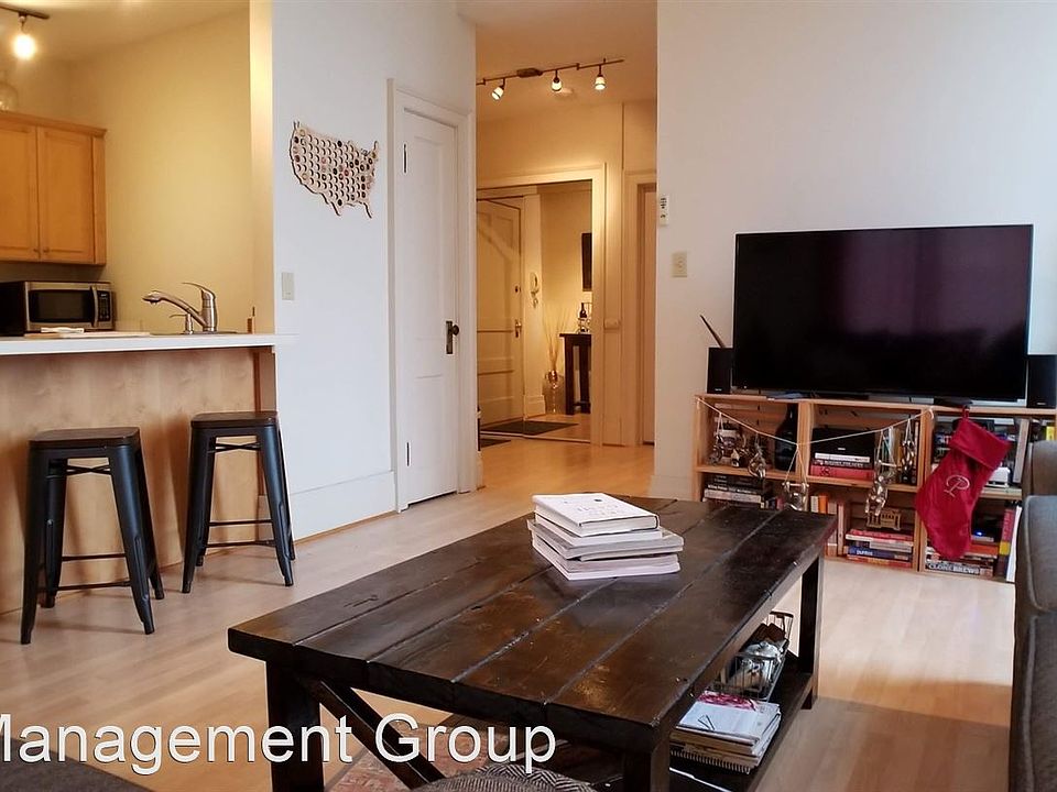 1st image of 1392 Amherst St APT 6