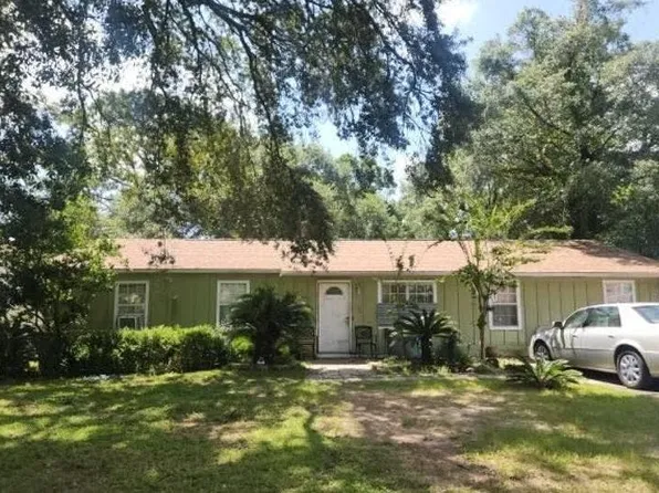 683 Chadwick St, Pensacola, FL 32503