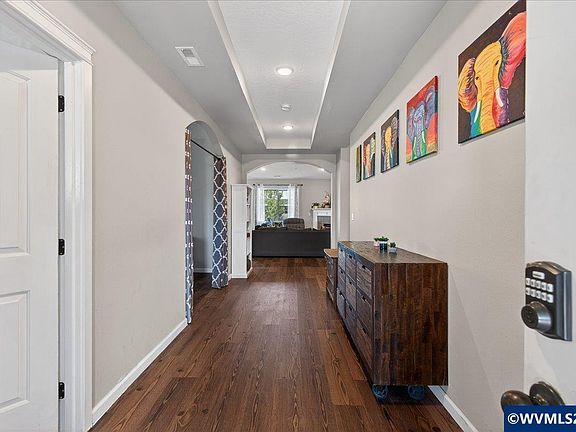 5th image of 6055 NE Tuscan Loop