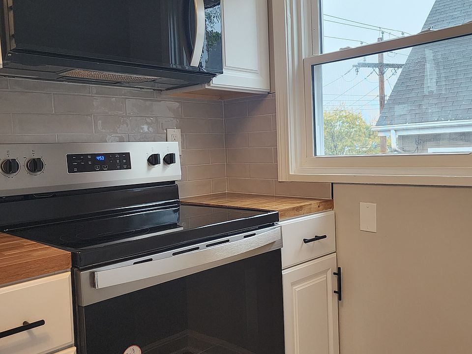 New stove and microwave