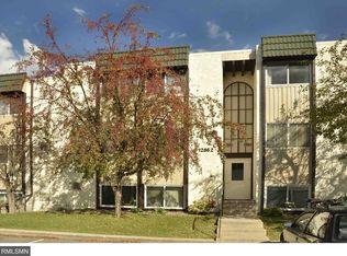12862 Nicollet Ave APT 302, Burnsville, MN 55337