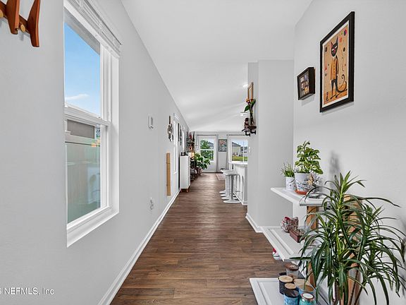 5th image of 4276 QUAKING Street