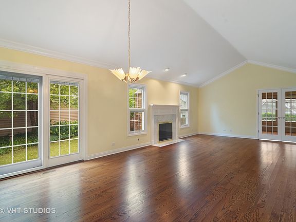 5th image of 521 Park Barrington Way