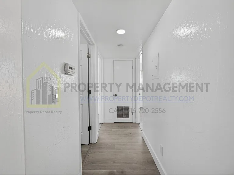 2205 15th Ave #1 — Photo 13