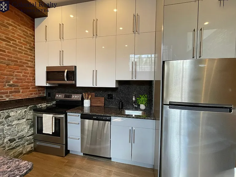 113 Commonwealth Ave #103 — Photo 7