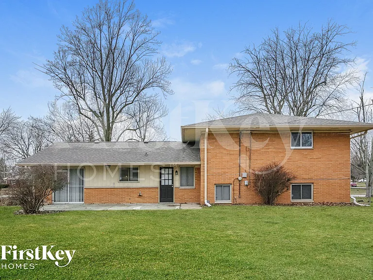 5503 Moonlight Dr — Photo 15