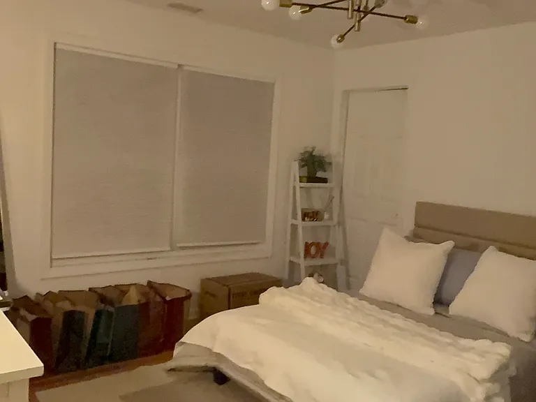 707 Hawley Ln — Photo 12