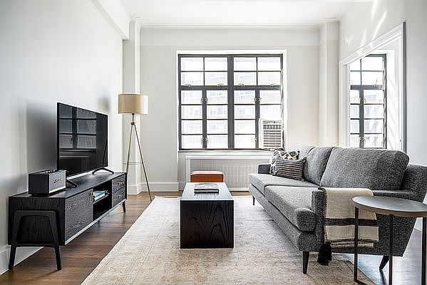 1st image of 10 Sheridan Sq APT 5A