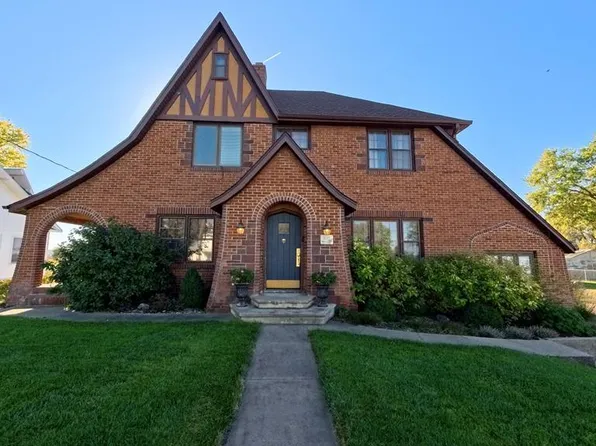 418-420 W Amity St, Clarks, NE 68628