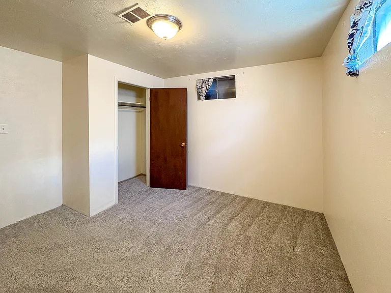 7086 Jennie Dr — Photo 16