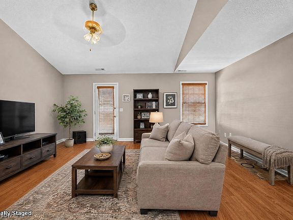 5th image of 208 Harbor Ridge Ln