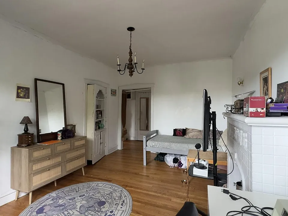 2929 W McLean Ave #2E