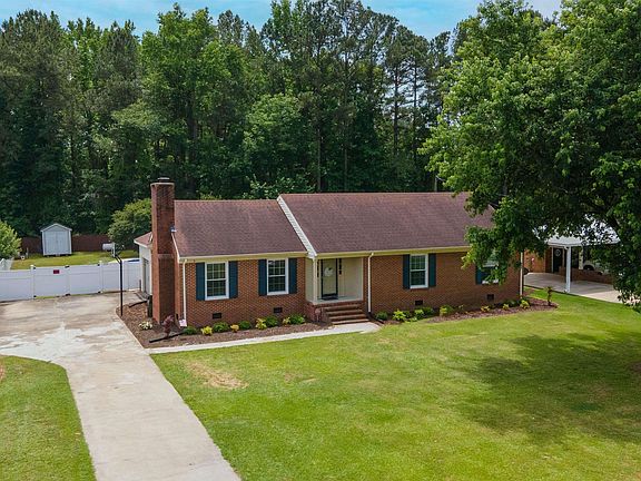 4th image of 406 Forest Dr