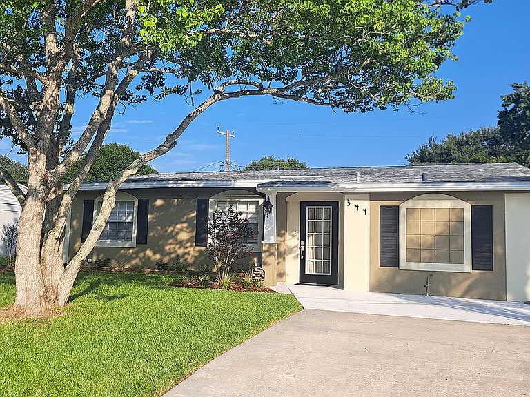 344 Vesta Cir — Photo 2