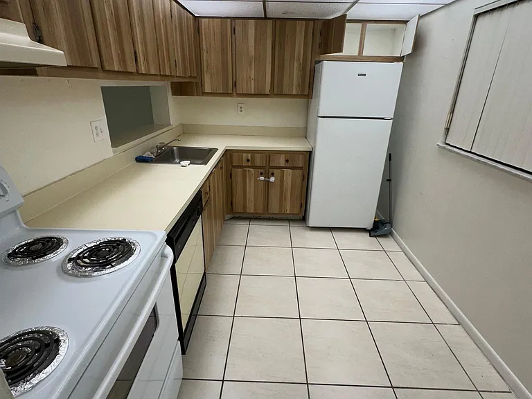 8700 SW 133rd Avenue Rd #120 — Photo 9