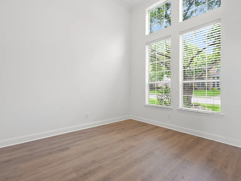 2127 Estes Park Dr — Photo 13