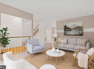 11970 Artery Dr, Fairfax, VA 22030