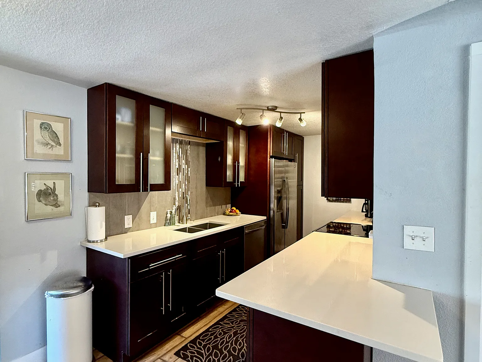3 bed, 1062 sqft, $2,600 — Photo 4