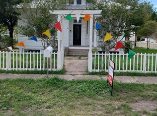 205 E Bowie St, Beeville, TX 78102