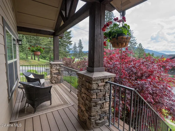 1573 E Chanticleer Ct, Hayden Lake, ID 83835