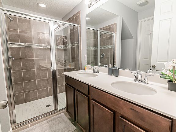 2nd image of 1608 Carey Palm Cir