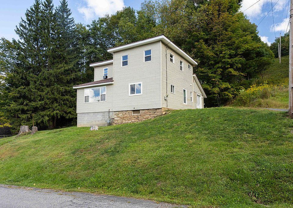 1st image of 105 Taylor St