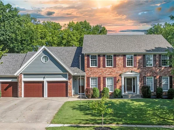 10438 W 125th Ter, Overland Park, KS 66213