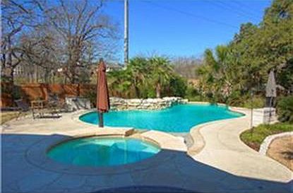 4th image of 10112 Valderrama Dr