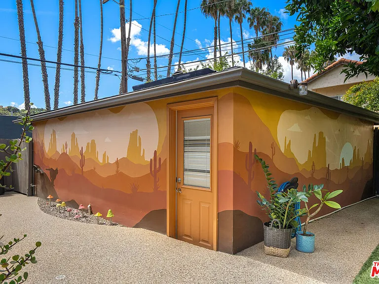4203 Babcock Ave — Photo 37