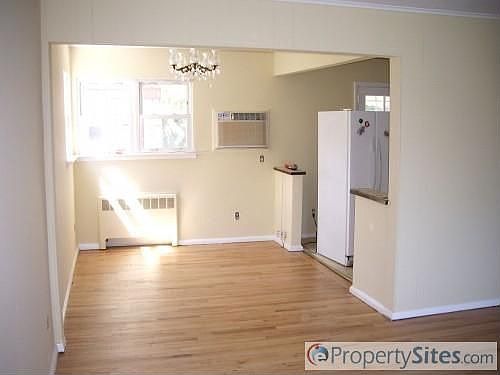 5th image of 208 Butler Blvd