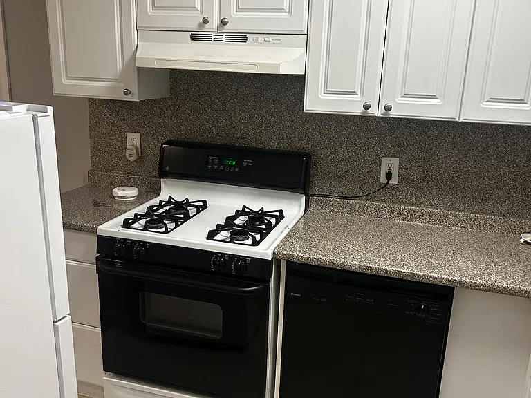 2300 Naudain St #3 — Photo 2
