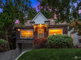 2138 N 51st St, Seattle, WA 98103