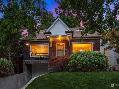 2138 N 51st Street, Seattle, WA, 98103