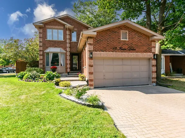 13 Irwin Dr, Barrie, ON L4N 7A6