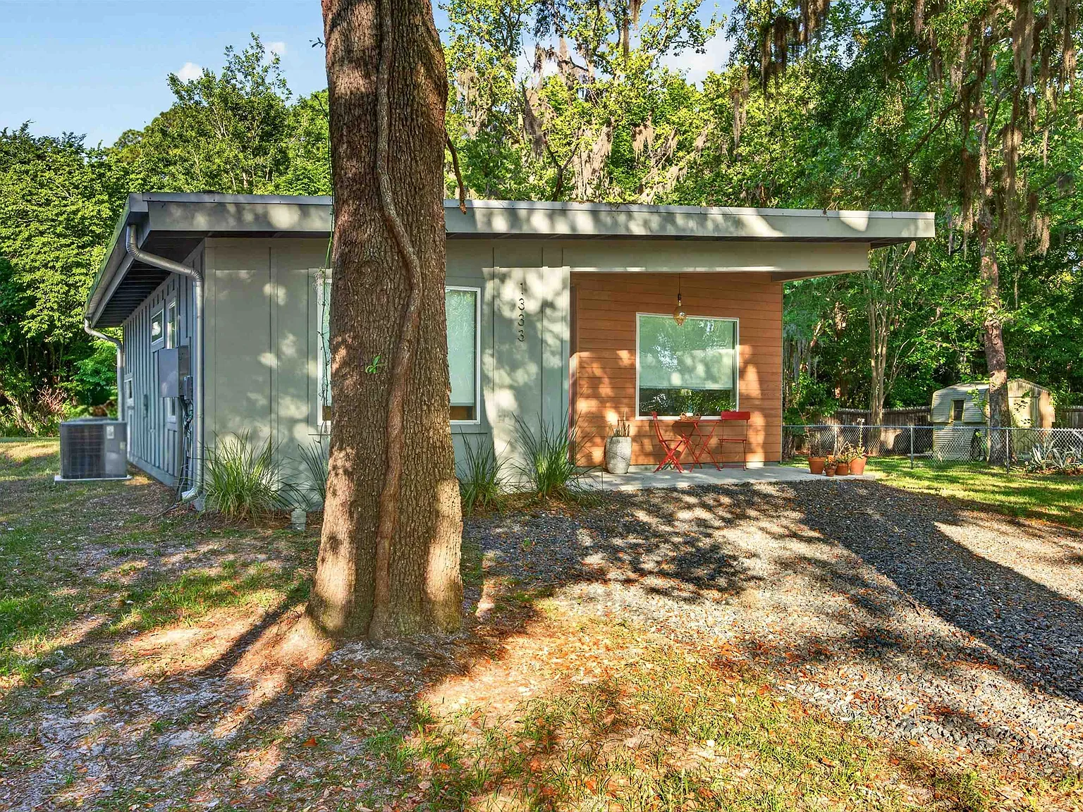 3 bed, 1134 sqft, $2,800 — Photo 3