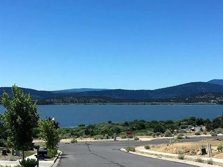 510 Harbor View Dr — Photo 18