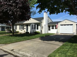 253 Don Ave, Rumford, RI 02916