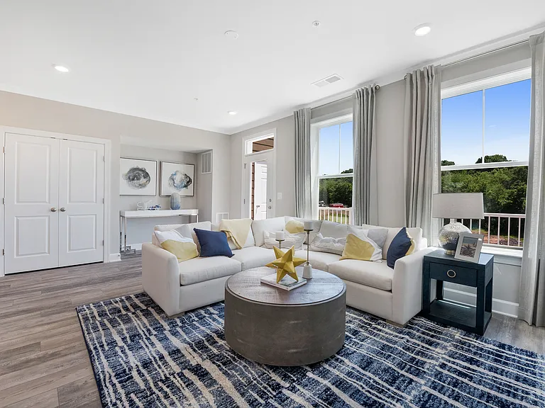 The Refinery Townhomes — Photo 12
