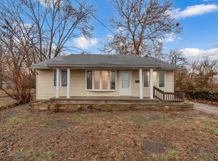 3470 E Division St, Decatur, IL 62526