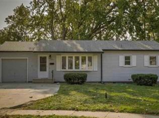 3218 Reed Dr, Bellevue, NE 68005