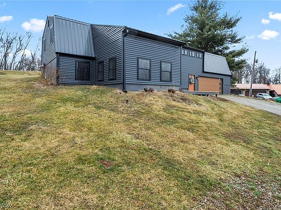 3rd image of 3805 Botson Ln